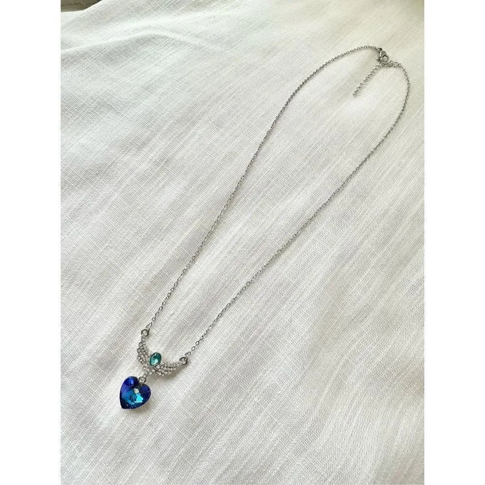 Blue angel wing heart pendant necklace